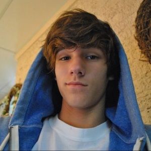 Meet your Posher, Sean